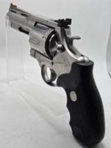 Like new COLT Anaconda, 4” brl, .44RemMag, Stainless Steel, made 1996, 100% - 3 of 12