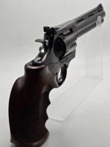 1969 made COLT Python, 6” Brl, 357Mag, NILL Ortho Grips, Deep Blue, 99%, C&R - TOP! - 13 of 14