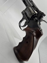 1969 made COLT Python, 6” Brl, 357Mag, NILL Ortho Grips, Deep Blue, 99%, C&R - TOP! - 14 of 14