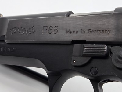 Early WALTHER P88 Pistol, 9mm, 15-rd Mag, adj Sight/Trigger, 98% -TOP! - Image 11 of 14
