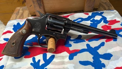 Smith & Wesson Military & Police (Pre-Model 10) – Early Post War “S Prefix” – .38 Special - Image 2 of 13