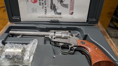 Ruger New Model Single Six – Stainless – .22 LR / .22 WMR Convertible – Excellent Condition - Image 1 of 15