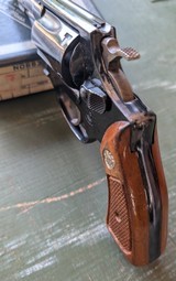 Smith & Wesson Model 36 “Chief’s Special”–RARE 3 Inch Barrel – Box & Original Sale Papers - Image 6 of 11