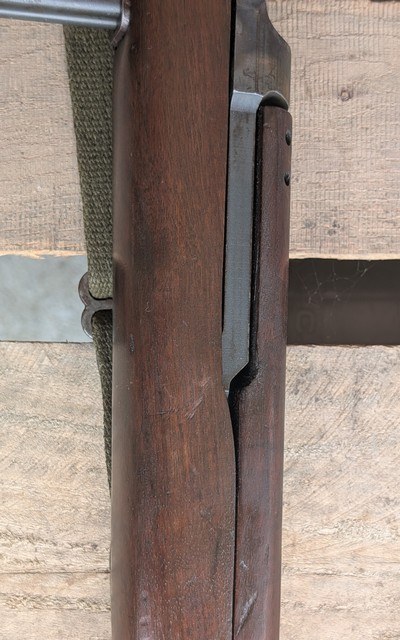 Inland Manufacturing Division – U.S. M1 Carbine (WWII) – Spring 1944 Production – Includes Original Sling & Three Magazines - Image 7 of 14