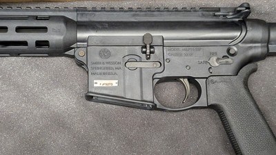 SMITH & WESSON M&P15-22 .22LR - Image 4 of 8