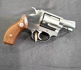 SMITH & WESSON MODEL 60 