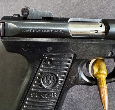 2001 RUGER MARK II 