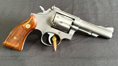 1972 SMITH & WESSON MODEL 67 