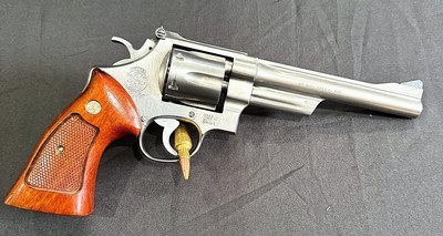 1985 SMITH & WESSON MODEL 624 