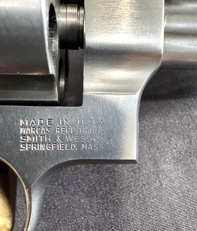1985 SMITH & WESSON MODEL 624 