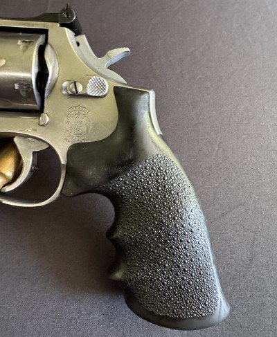 SMITH & WESSON MODEL 686 