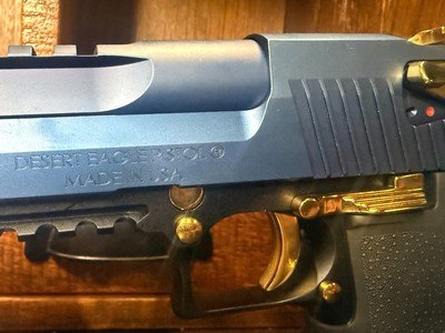 Magnum Research Desert Eagle L6 .44 Mag Carbon Blue Gold LNIB - Image 9 of 15