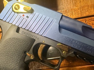 Magnum Research Desert Eagle L6 .44 Mag Carbon Blue Gold LNIB - Image 15 of 15