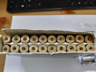 LOT OF 20 NEW UNPRIMED BRASS CASES 20 V MANTEL BULLETS 404 RIMLESS - Image 2 of 5