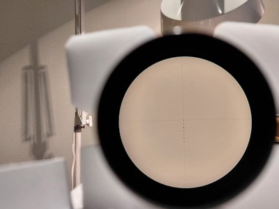 J UNERTL 10X TARGET/ HUNTING SCOPE, MILL DOTS, BUEHLER RINGS, BASE MOD 70 - Image 7 of 17