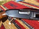 Winchester model 12, 16 gauge modified, field grade, a real beauty - 8 of 19