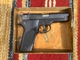 Smith & Wesson model 59, 9mm Blue model, excellent condition - 9 of 10