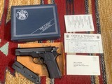 Smith & Wesson model 59, 9mm Blue model, excellent condition
