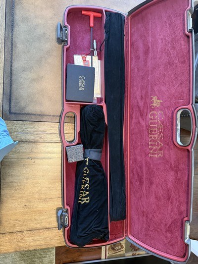 Caesar Guerini Summit Sporting 28GA O/U – 29" Barrels – Beautiful Walnut – Original Case – Factory Chokes – Excellent Condition - Image 9 of 10