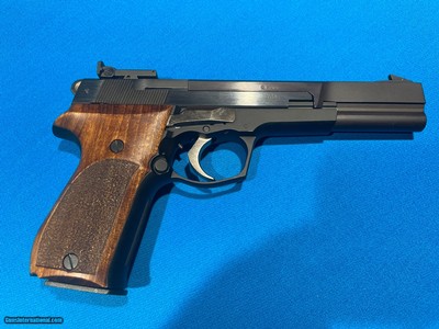 Walther P88 Sport .22 LR - Image 1 of 10