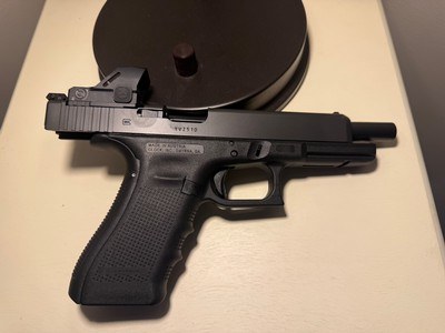 Glock Model 34 Gen 4 - Image 2 of 4