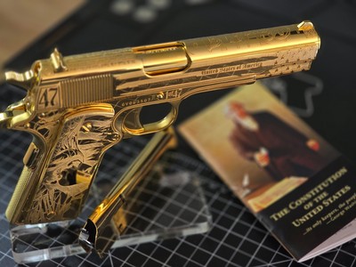 Custom 1911 Colt Trump USA 24k Gold #of47 - Image 4 of 12
