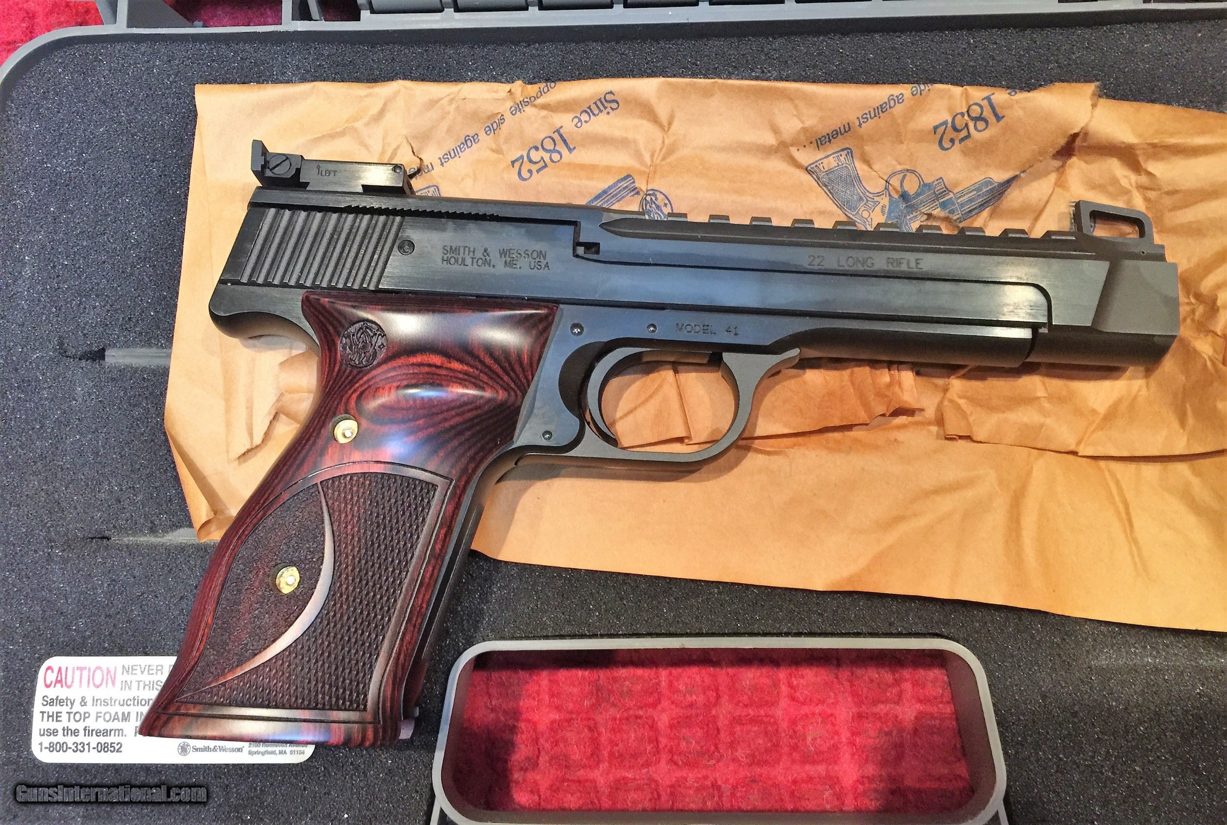 SMITH WESSON MODEL 41 22 LR PERFORMANCE CENTER PISTOL UNFIRED 