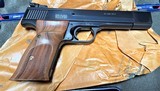 SMITH & WESSON MODEL 41 TARGET PISTOL WITH 5.5 INCH BARREL LNIB - 1 of 6