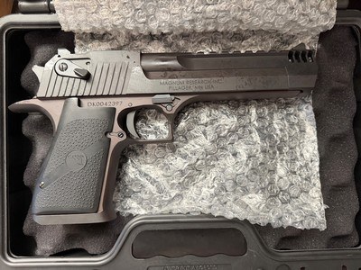 MAGNUM RESEARCH DE50AE6"BLACK W/MUZZLE BRAKE - Image 4 of 6