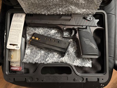 MAGNUM RESEARCH DE50AE6"BLACK W/MUZZLE BRAKE - Image 3 of 6