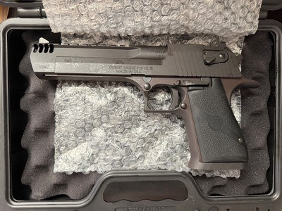 MAGNUM RESEARCH DE50AE6"BLACK W/MUZZLE BRAKE - Image 5 of 6