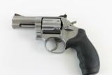 Smith & Wesson 686 Plus - 3 of 4