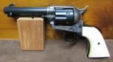 Colt SAA 3rd Gen. .44-40 Revolver 4 ¾” Barrel with 4 Sets of Grips and Orig Box - 3 of 15