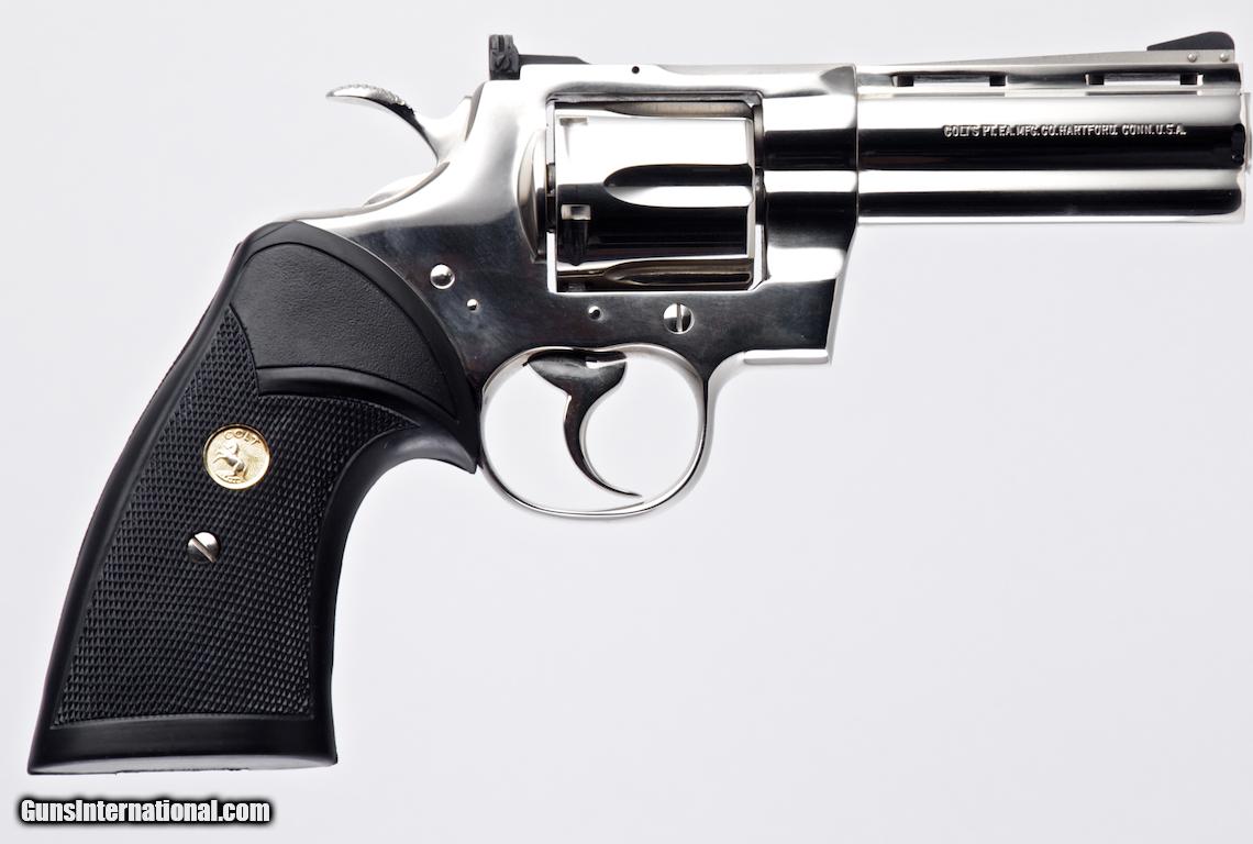 What Type Of Revolver Does Rick Grimes Use On The Walking