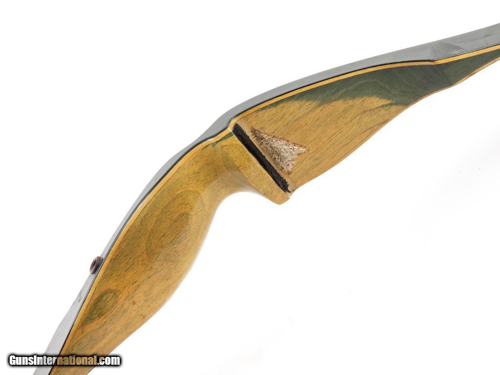 SHAKESPEARE (?) VINTAGE RECURVE BOW 58 IN., 40 LBS. PULL
