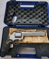 SMITH & WESSON 686Plus
3 5 7 edition, .357 MAG, 7 ROUNDS,
7