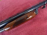 ITHACA MODEL 37 FEATHERWEIGHT 12 GAUGE VENT RIB - GORGEOUS WOOD - 13 of 15