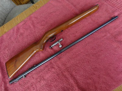 WINCHESTER MODEL 67 - NEW IN ORIGINAL PICTURE BOX - Image 2 of 11