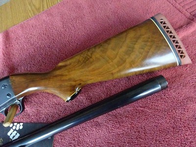 ITHACA MODEL 37 DELUXE NEW IN ITS ORIGINAL BOX - Image 8 of 14