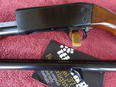 ITHACA MODEL 37 DELUXE NEW IN ITS ORIGINAL BOX - Image 3 of 14