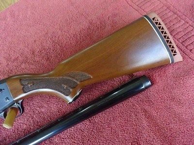 ITHACA MODEL 37 DELUXE VENT RIB NEW IN ITS ORIGINAL BOX - Image 5 of 15