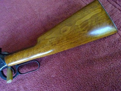 WINCHESTER MODEL 94 PRE-64 FLAT BAND CARBINE 30 W. C. F. EXCEPTIONAL ORIGINAL CONDITION - Image 3 of 15