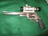 Smith & Wesson 629-4 - 2 of 9