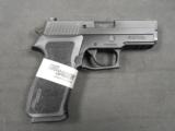 Sig P220 R3 45acp Carry NS 220R3-45-B NIB! - 2 of 3