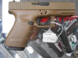 Glock 17 Gen4 9mm Full FDE NO CC Fees - 1 of 3