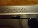 Smith & Wesson Performance Center 5906 9mm
PPC - 8 of 12