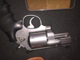 Smith&Wesson - 1 of 1