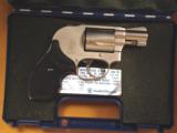 S&W 38-2 (AIRWEIGHT BODYGUARD)
- 1 of 2