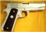 COLT (18) 1911 COMMANDER - 1 of 2