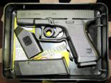 GLOCK 19 - 1 of 3